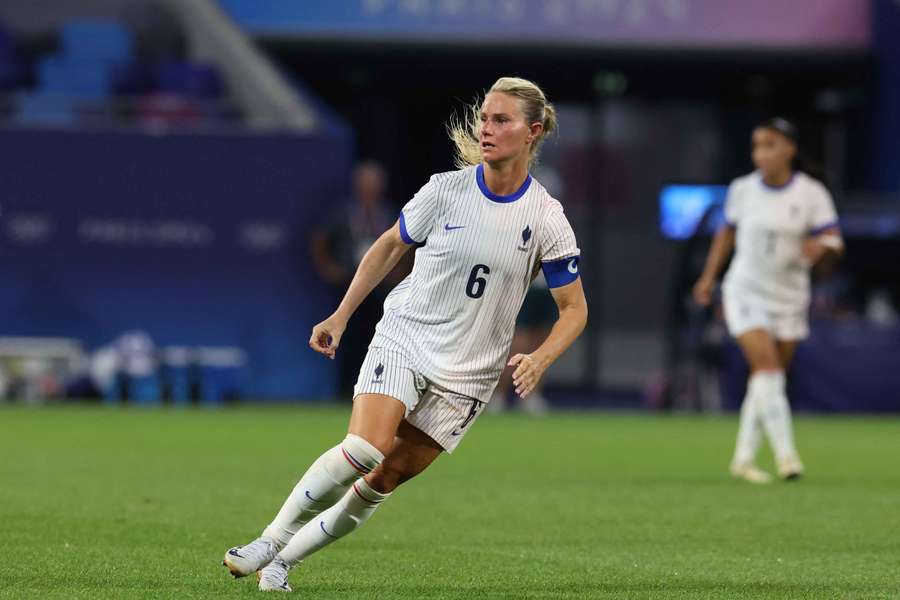 Amandine Henry se retira de la selección francesa.