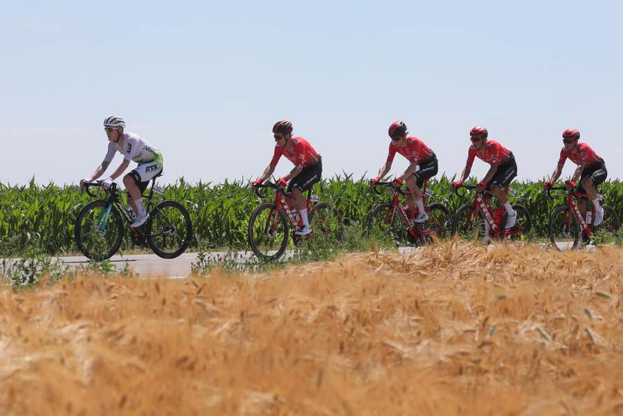 Od lewej: Szymon Rekita z grupy Voster ATS Team57 oraz Adam Stachowiak, Michał Pomorski, Norbert Banaszek i Tobiasz Pawlak