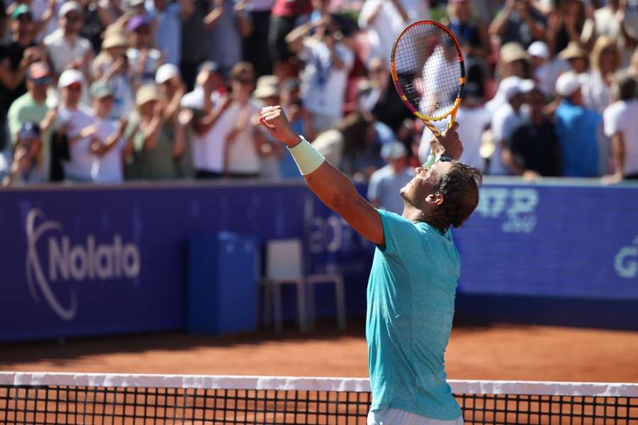 Tenis Flash: Zverev w finale w Hamburgu, Nadal powalczy o kolejny tytuł w turnieju rangi ATP