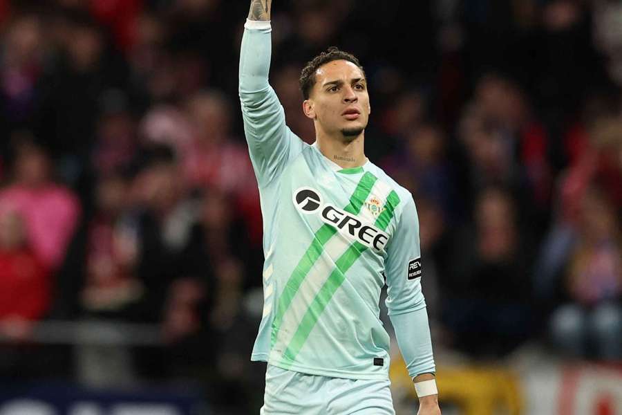 Antony revisits leaving Man Utd: I'm very proud to wear Real Betis shirt