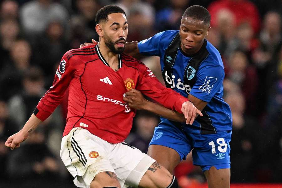 Matheus Cunha foi um dos que marcou no animadíssimo duelo da Premier League Matheus Cunha foi um dos que marcou no animadíssimo duelo da Premier League