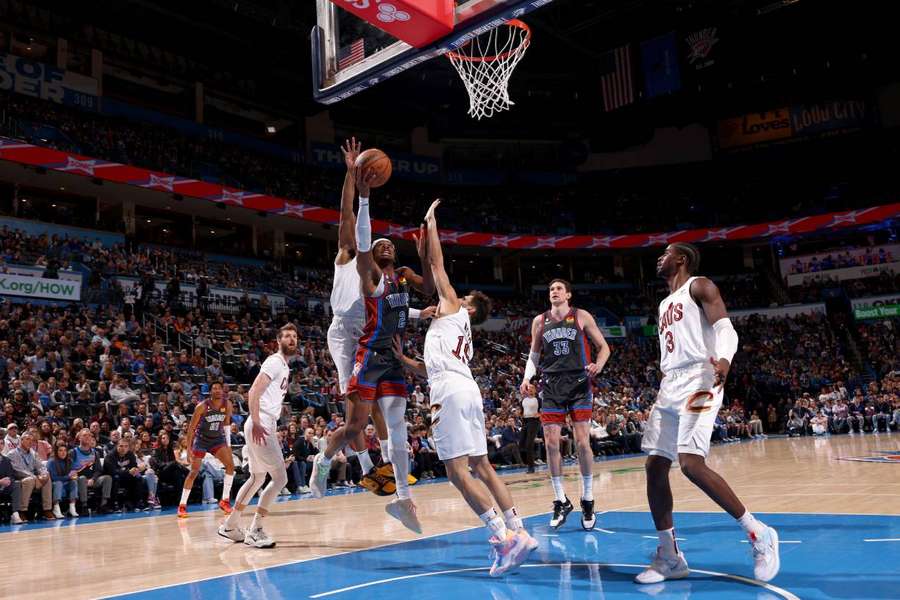 Shai Gilgeous-Alexander chegou ao seu quarto jogo consecutivo anotando 30 pontos ou mais