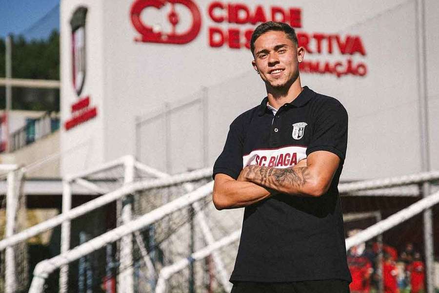 Guilherme Costa renova pelo SC Braga