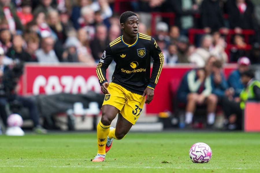 Mainoo's shocking transfer preference revealed as Real Madrid and Napoli ramp up interest Mainoo's shocking transfer preference revealed as Real Madrid and Napoli ramp up interest