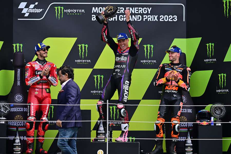 Podiumul de la Silverstone