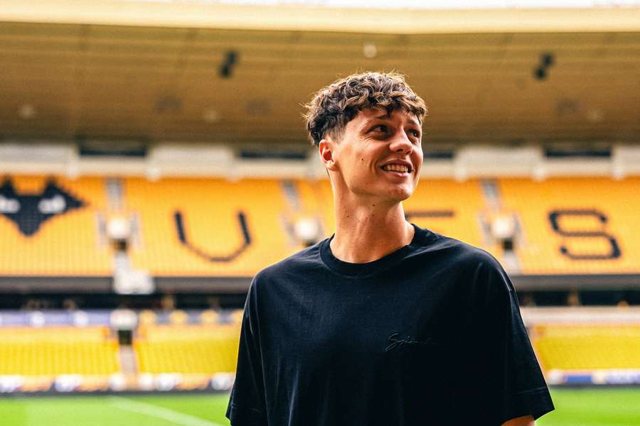 Krejčí hraje první zápas za Wolves.