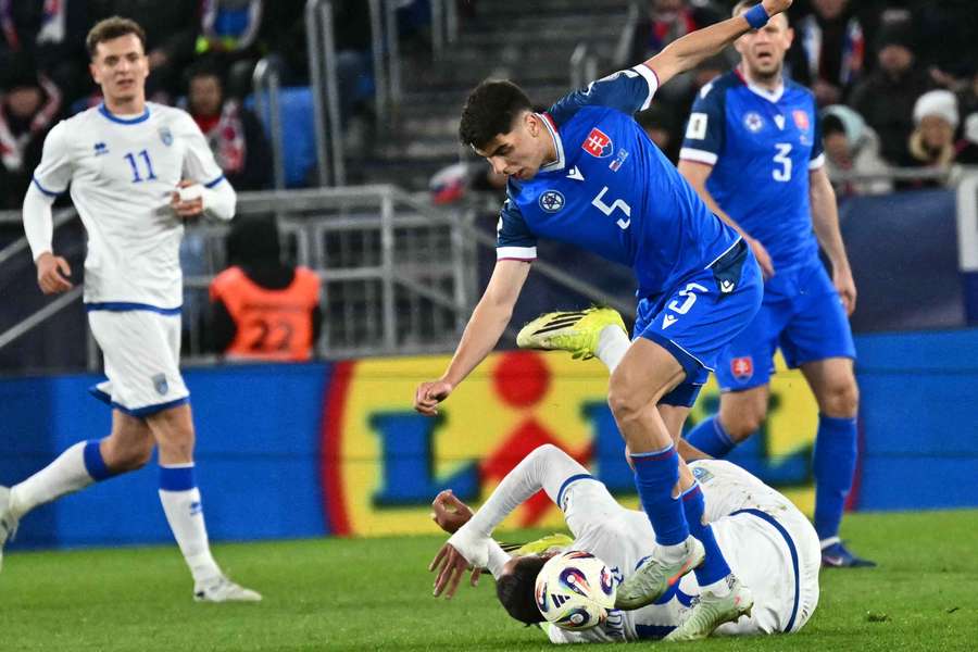 Obert v súboji s Kosovom.