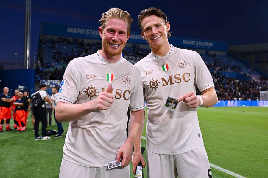 Kevin De Bruyne e Scott McTominay