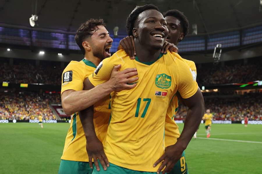 Irankunda abriu o placar com golaço em Austrália 2x0 Turquia Irankunda abriu o placar com golaço em Austrália 2x0 Turquia