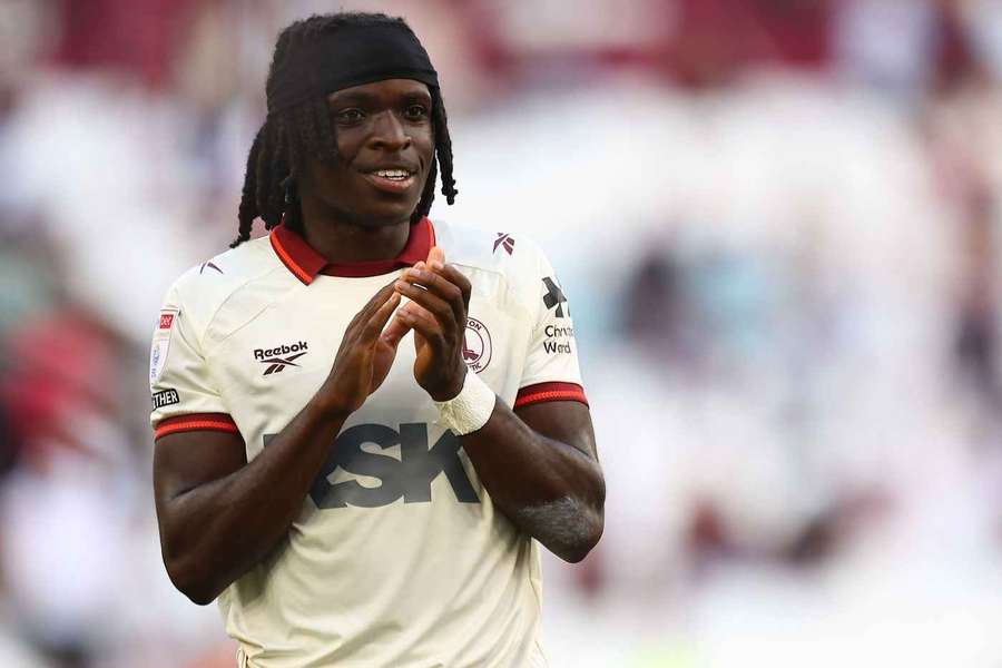 Campbell pens new four-year Charlton deal after strong start Campbell pens new four-year Charlton deal after strong start