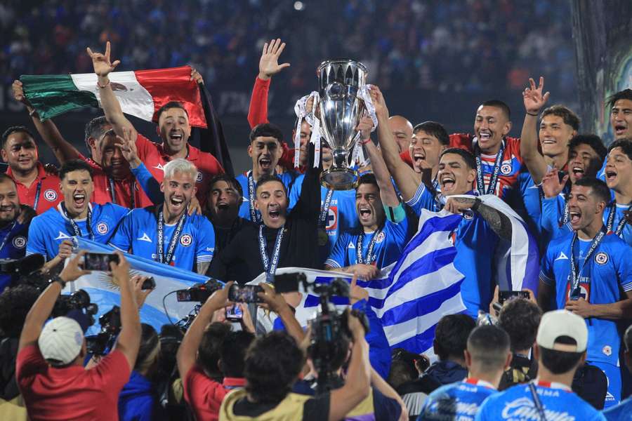 Football : Cruz Azul remporte la Coupe des champions de la Concacaf contre Vancouver | Flashscore.fr