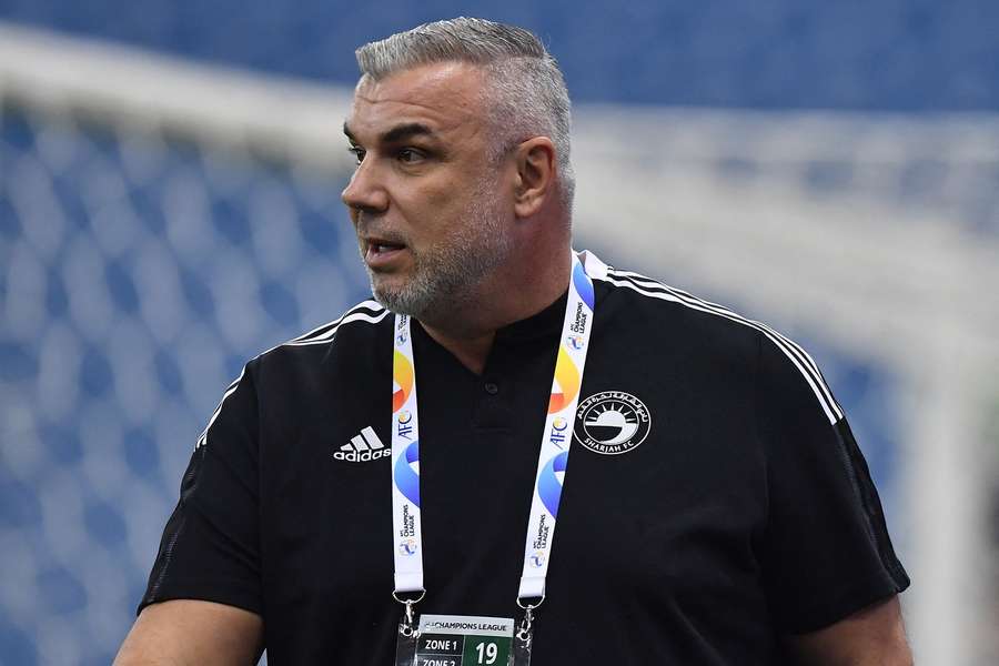 Rumun Cosmin Olaroiu trenerem Zjednoczonych Emiratów Arabskich
