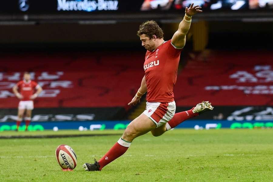 Leigh Halfpenny in action for Wales