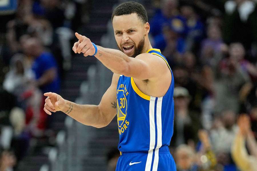 Stephen Curry la nuit dernière.
