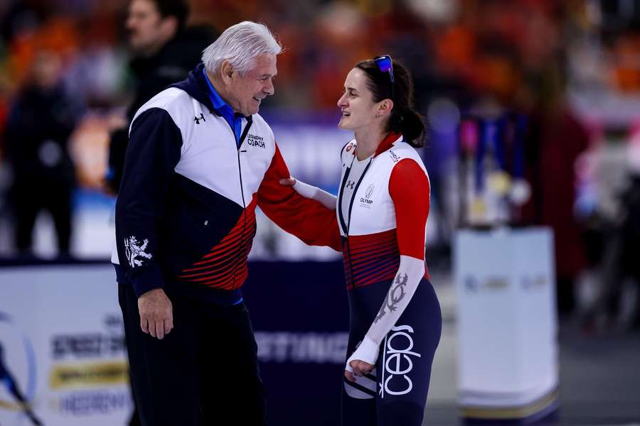 Martina Sáblíková a trenér Petr Novák jsou už přes 20 let nerozlučnou dvojicí. Martina Sáblíková a trenér Petr Novák jsou už přes 20 let nerozlučnou dvojicí.