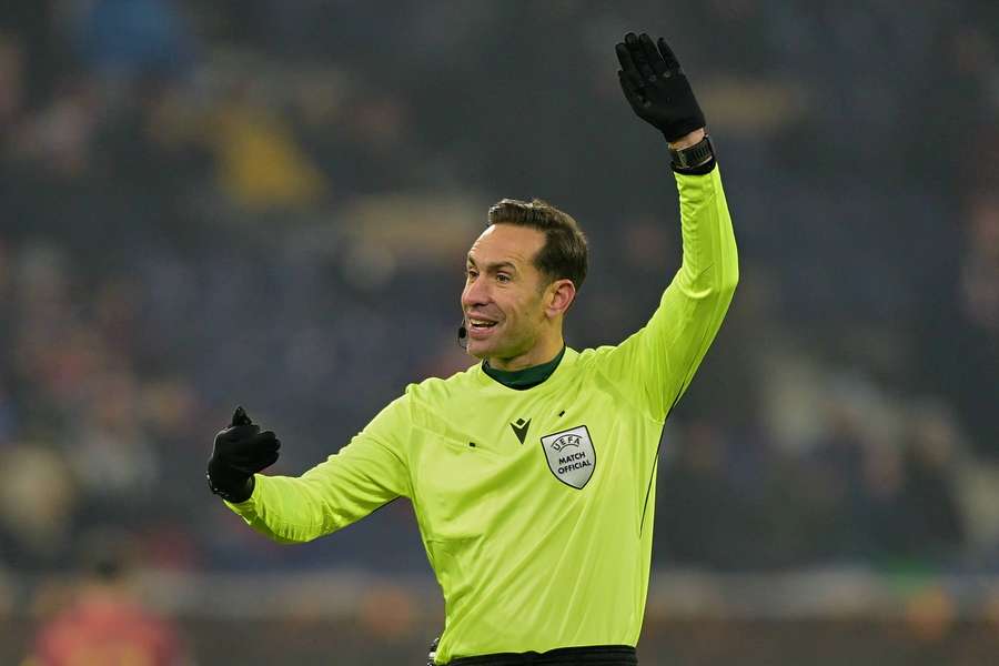 Grek Anastasios Papapetrou poprowadzi mecz Polska - Bośnia i Hercegowina w Lidze Narodów Grek Anastasios Papapetrou poprowadzi mecz Polska - Bośnia i Hercegowina w Lidze Narodów