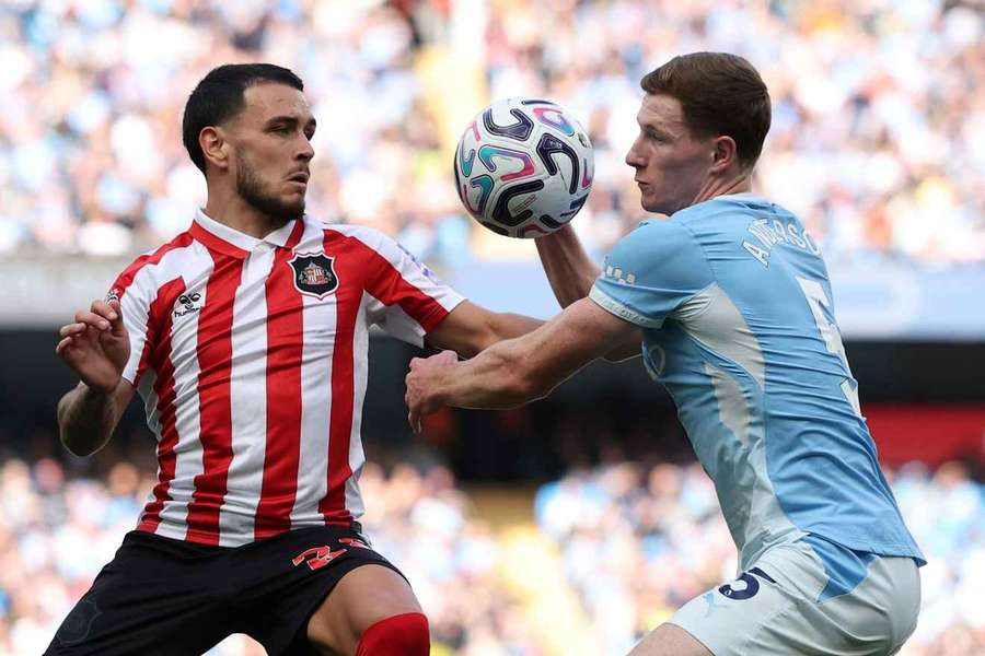 Sunderland's Enzo Le Fee (left) in action against Man City's Elliot Anderson Sunderland's Enzo Le Fee (left) in action against Man City's Elliot Anderson