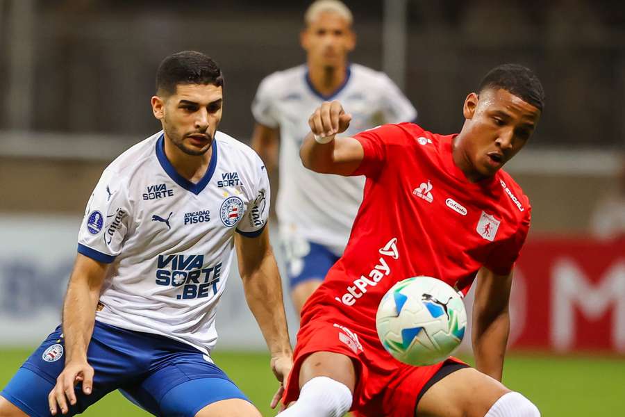 O Bahia não conseguiu bater o América de Cali em Salvador