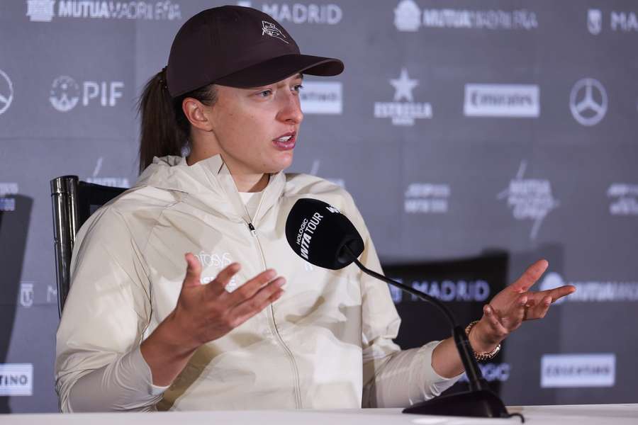 Iga Świątek podczas konferencji prasowej turnieju Mutua Madrid Open 2025,