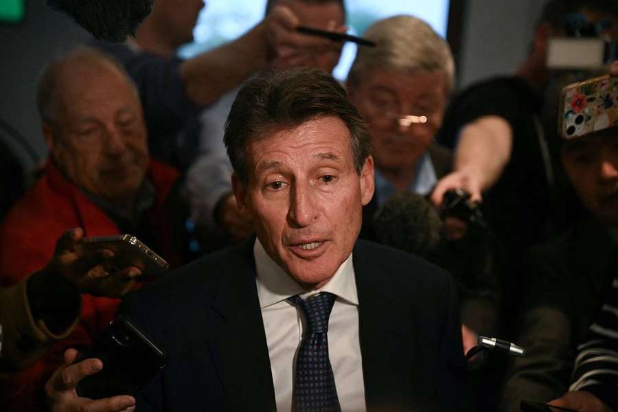 Battu par Kirsty Coventry pour la présidence du CIO, Sebastian Coe retourne à "son travail"