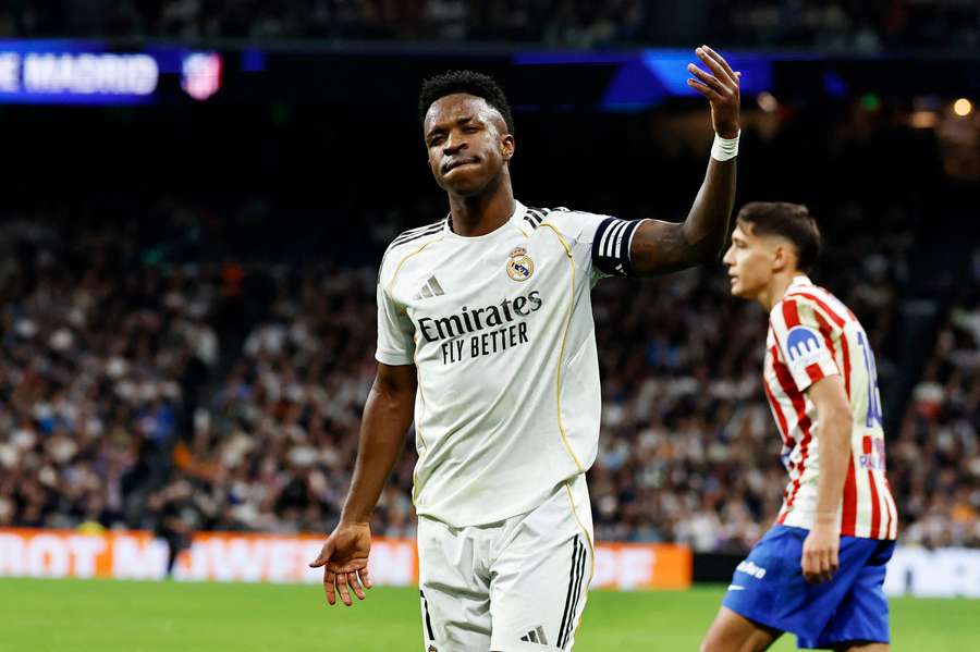 Vinicius Jr makes clear his Real Madrid contract plans