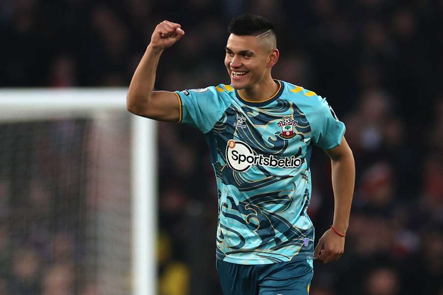 Southampton's Argentinian midfielder Carlos Alcaraz celebrates after scoring the early opening goal