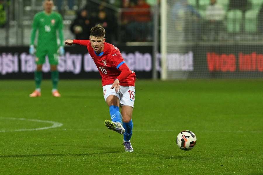 Proti San Marinu si za reprezentaci zahrál i Patrik Hellebrand. Proti San Marinu si za reprezentaci zahrál i Patrik Hellebrand.