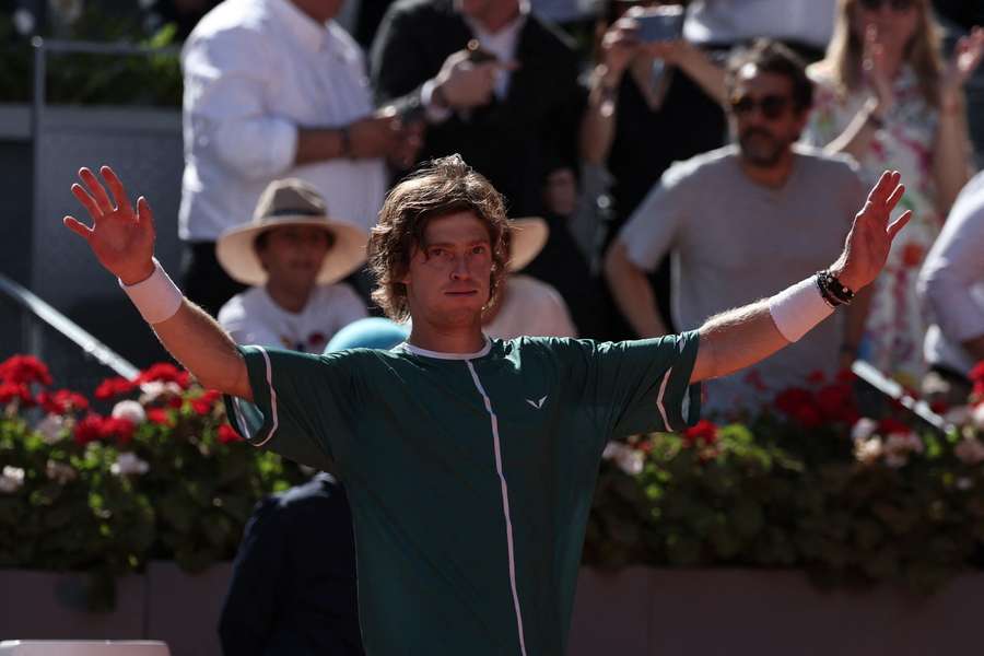 Andrey Rublev beat Taylor Fritz to reach the Madrid Open final