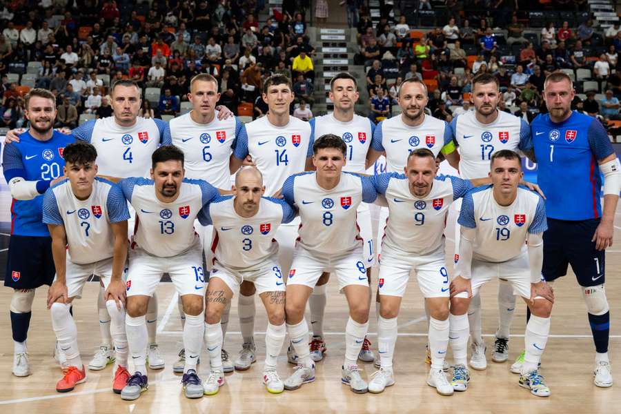 Slovenská futsalová reprezentácia na ME nepostúpila. Slovenská futsalová reprezentácia na ME nepostúpila.