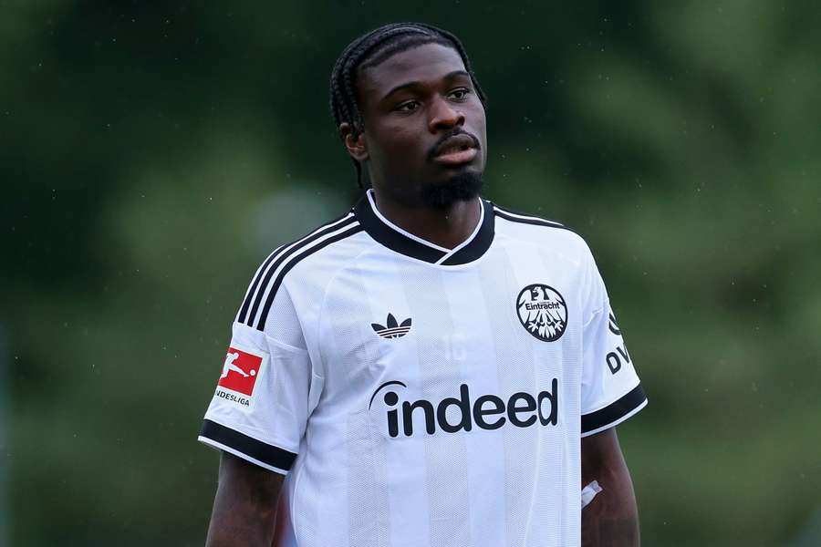 Junior Dina Ebimbe wechselt nach Schalke. Junior Dina Ebimbe wechselt nach Schalke.