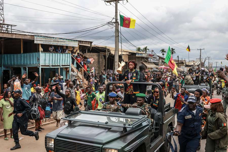 Michaely Bihina in the middle of the crowd in Yaounde, as the Cameroonian team arrived after their CAN 2026 triumph Michaely Bihina in the middle of the crowd in Yaounde, as the Cameroonian team arrived after their CAN 2026 triumph