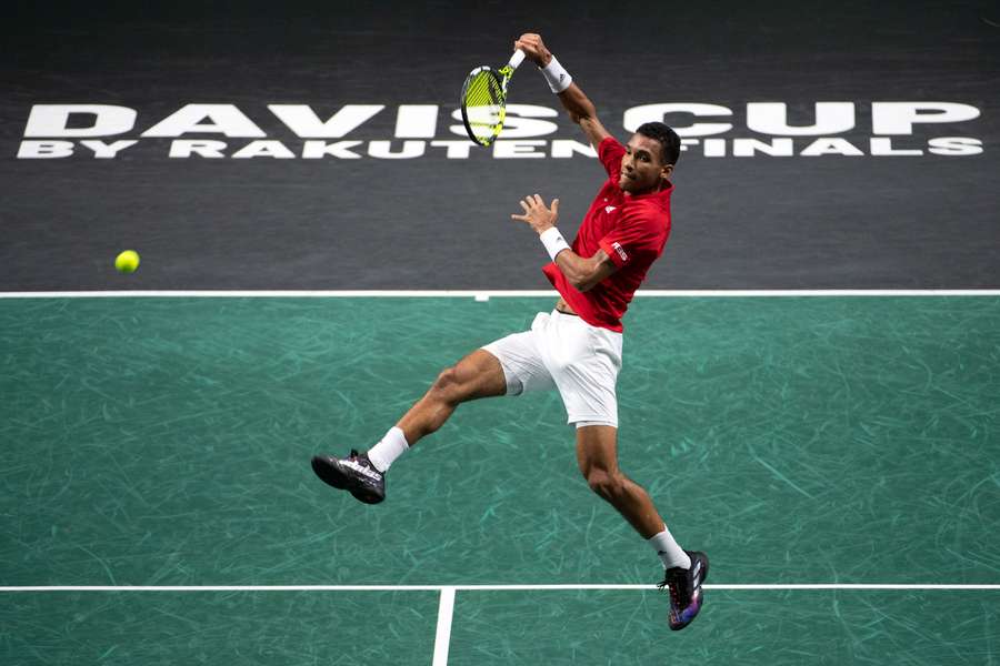 Auger-Aliassime blev i år den kun tredje spiller, sammen med John Isner og Novak Djokovic, til at tvinge Rafael Nadal ud i fem sæt ved French Open.