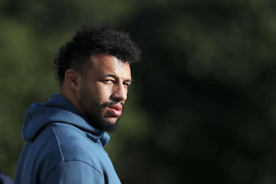 Lawes has encouraged players to move abroad