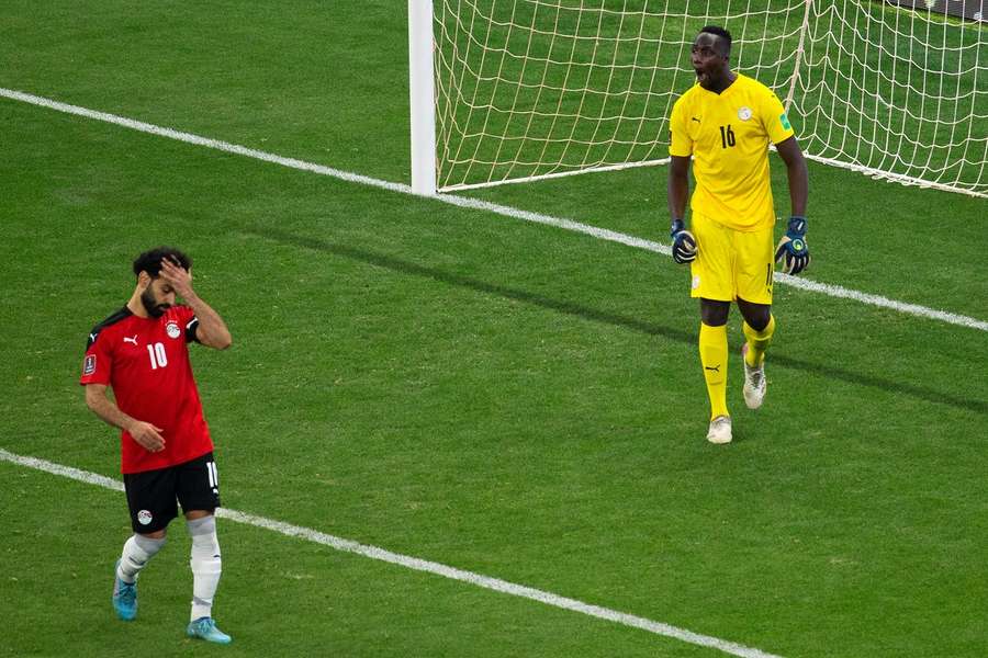 Mendy v kvalifikaci rozesmutnil i Egypťana Salaha. Mendy v kvalifikaci rozesmutnil i Egypťana Salaha.