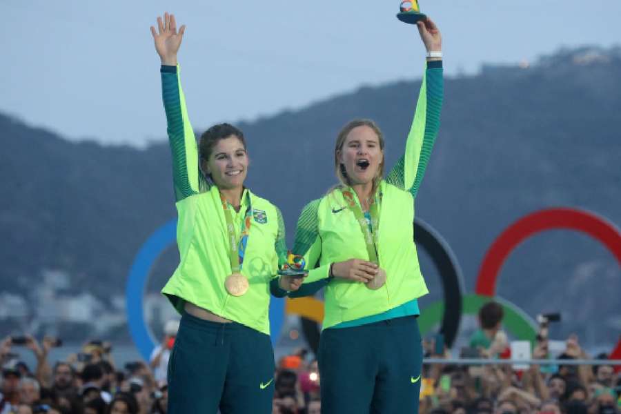 Bicampeãs olímpicas, Martine Grael e Kahena Kunze carregam experiência como trunfo na disputa deste ano