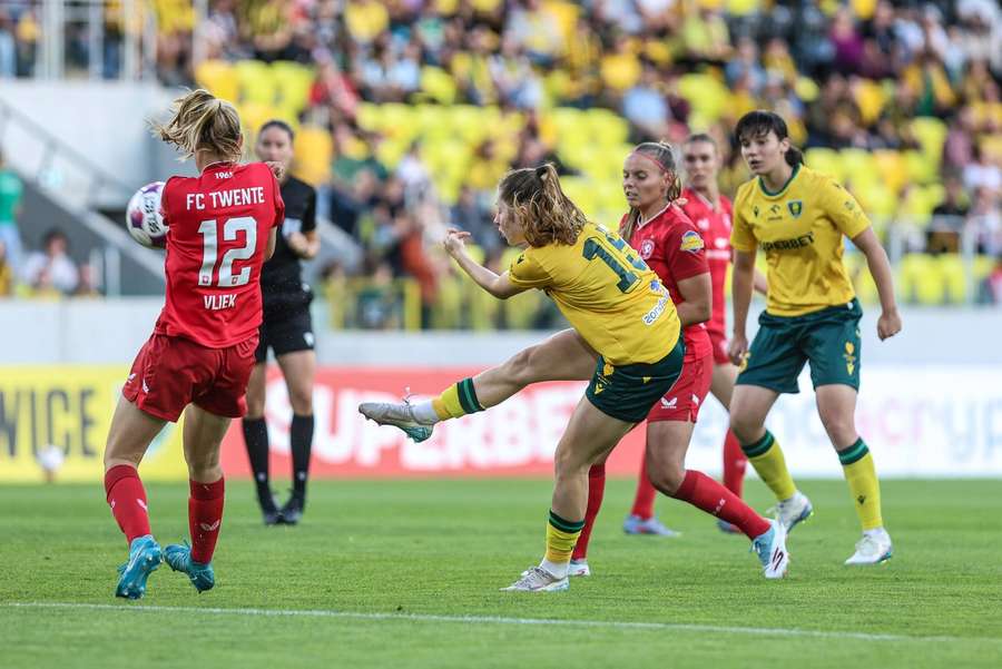 Porażka GKS Katowice z FC Twente w pierwszym meczu ostatniej rundy kwalifikacji Ligi Mistrzyń