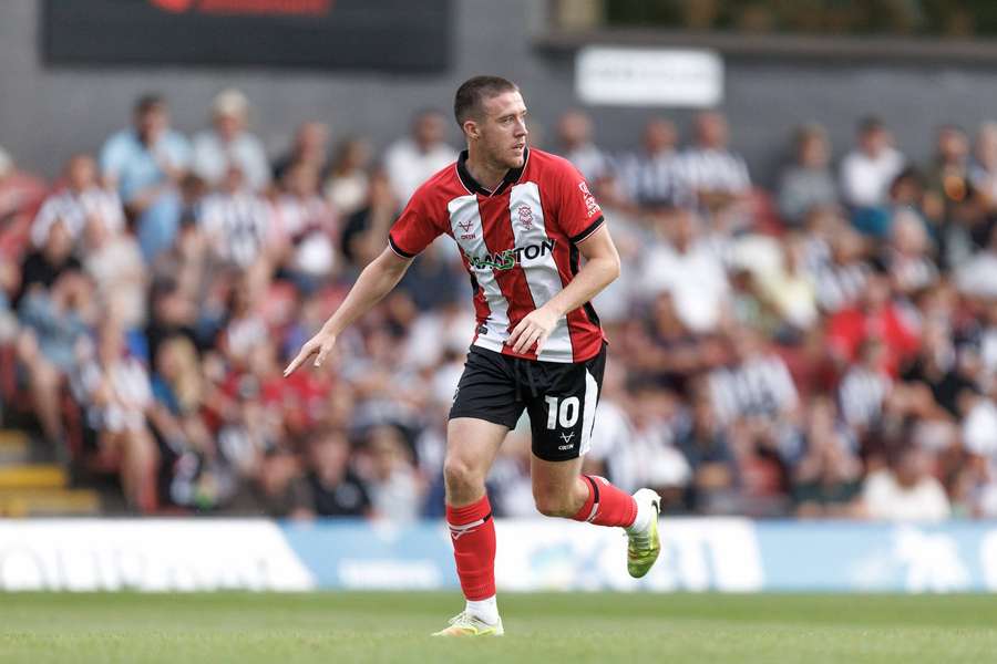 Cardiff City sign Jack Moylan from Lincoln City