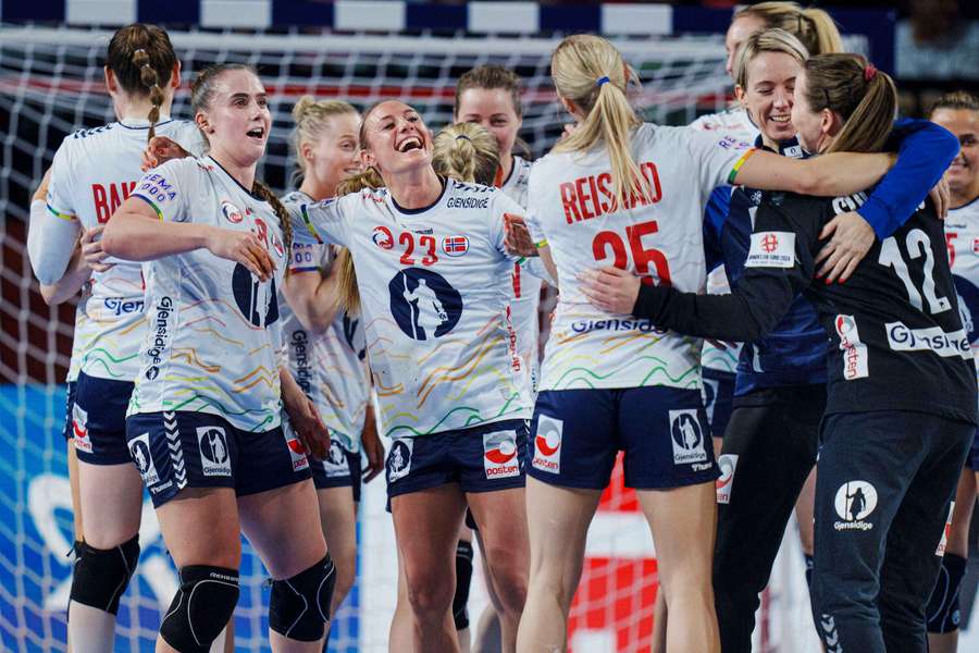 Norweżki pokonały Węgierki i zostały pierwszymi finalistkami mistrzostw Europy