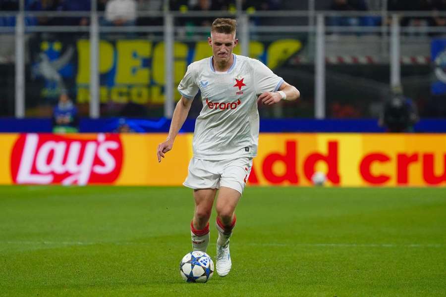 Štěpán Chaloupek se stal pilířem slávistické obrany.