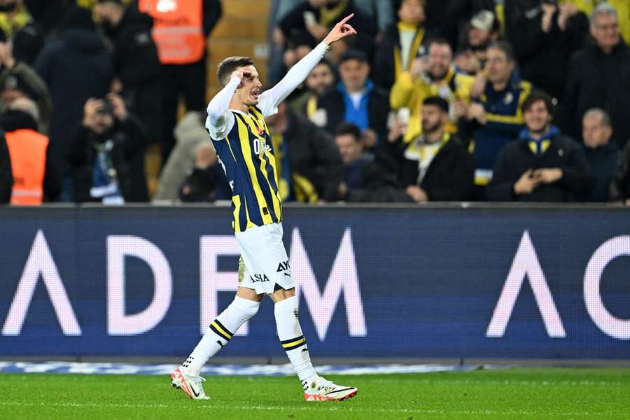 Os 10 golos de Sebastian Szymanski no Fenerbahçe