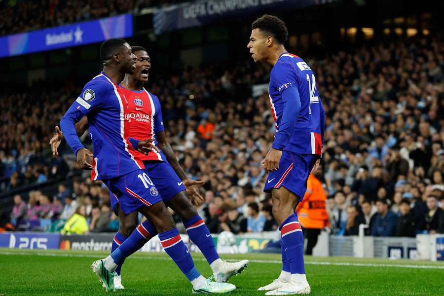 LIVE Champions League: PSG - Barcelona / Manchester City - AEK / Porto - PSV