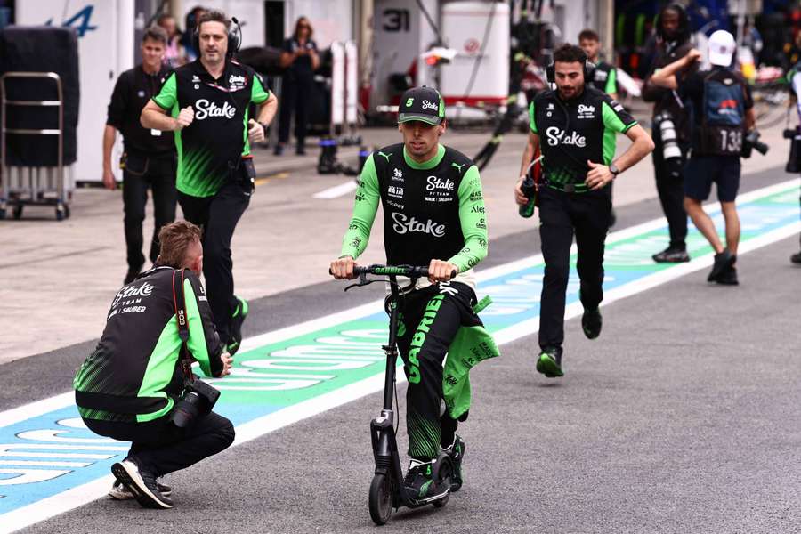 Gabriel Bortoleto scoots down the pit lane Gabriel Bortoleto scoots down the pit lane