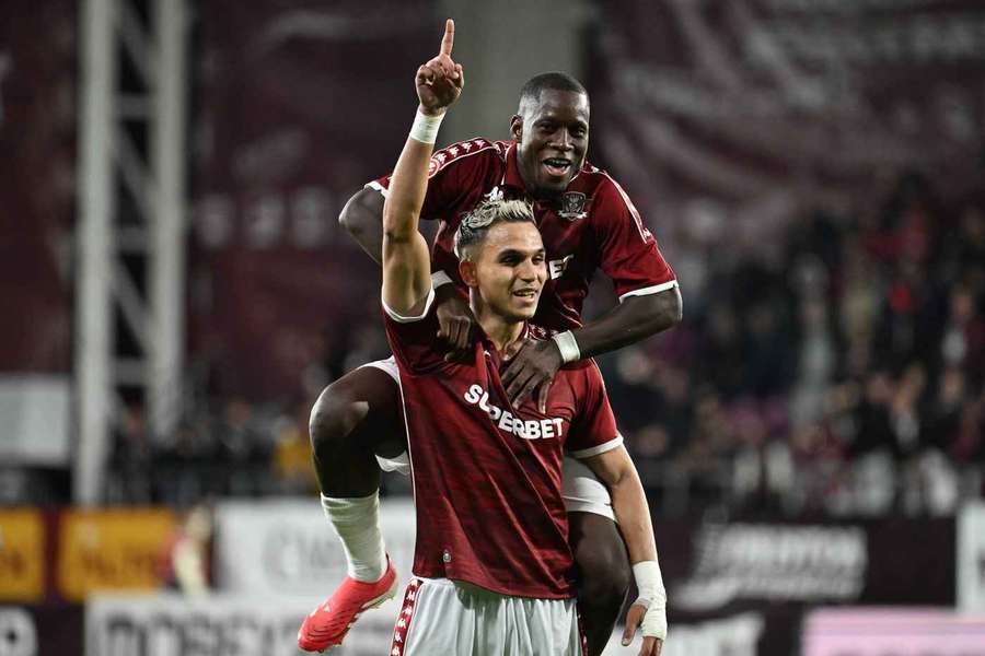 Kader Keita, alături de Cristi Manea