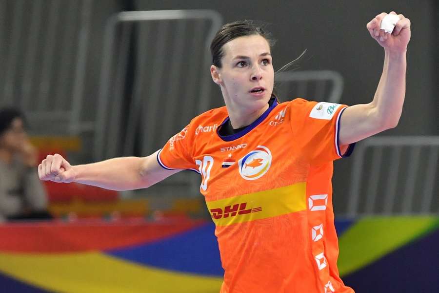 Inger Smits is vaste klant bij het Nederlands vrouwenhandbalteam