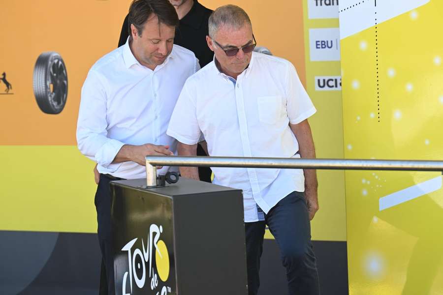Bernard Hinault (r.) ist der letzte französische Tour-Sieger.