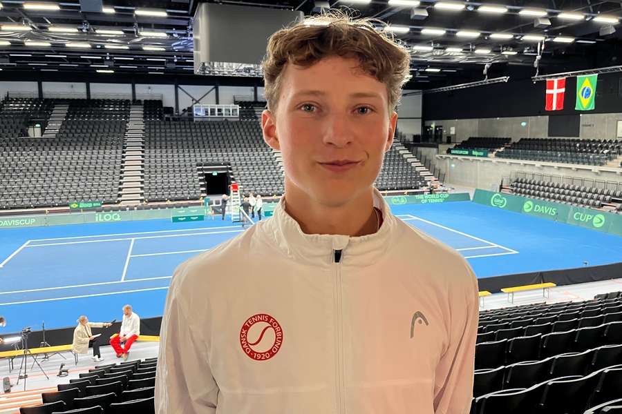 Elmer Møller drømmer om fremgang på tennisbanen