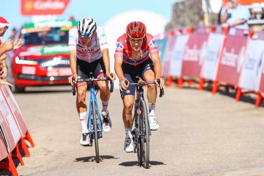 Arensman claimed his first Grand Tour stage of Vuelta a Espana
