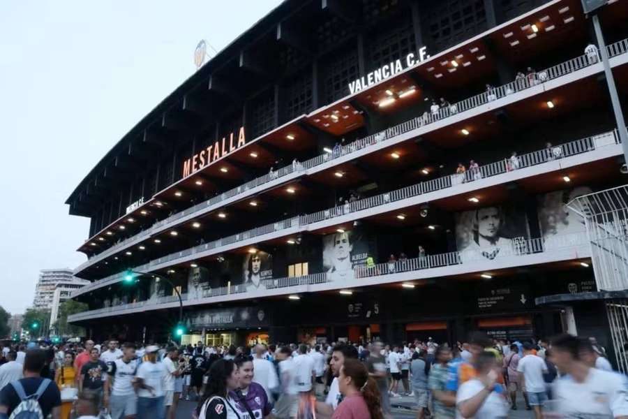 Stadion Mestalla ve Valencii.