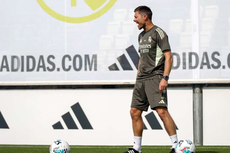 Xabi Alonso estará bajo la lupa