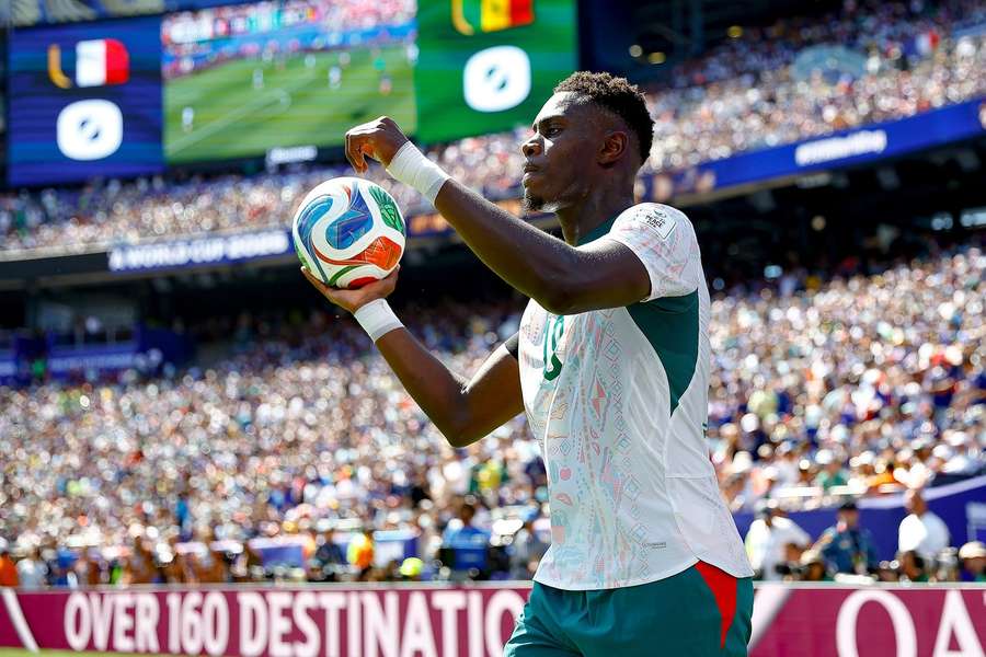 Mamadou Sarr pretendido pela Real Sociedad Mamadou Sarr pretendido pela Real Sociedad